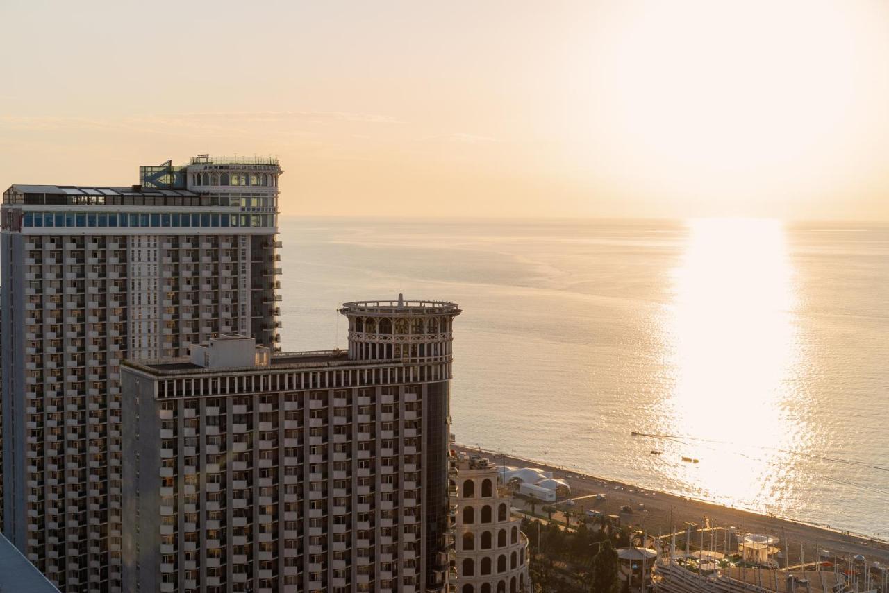 Grand City Real Estate Apartment Batumi Luaran gambar