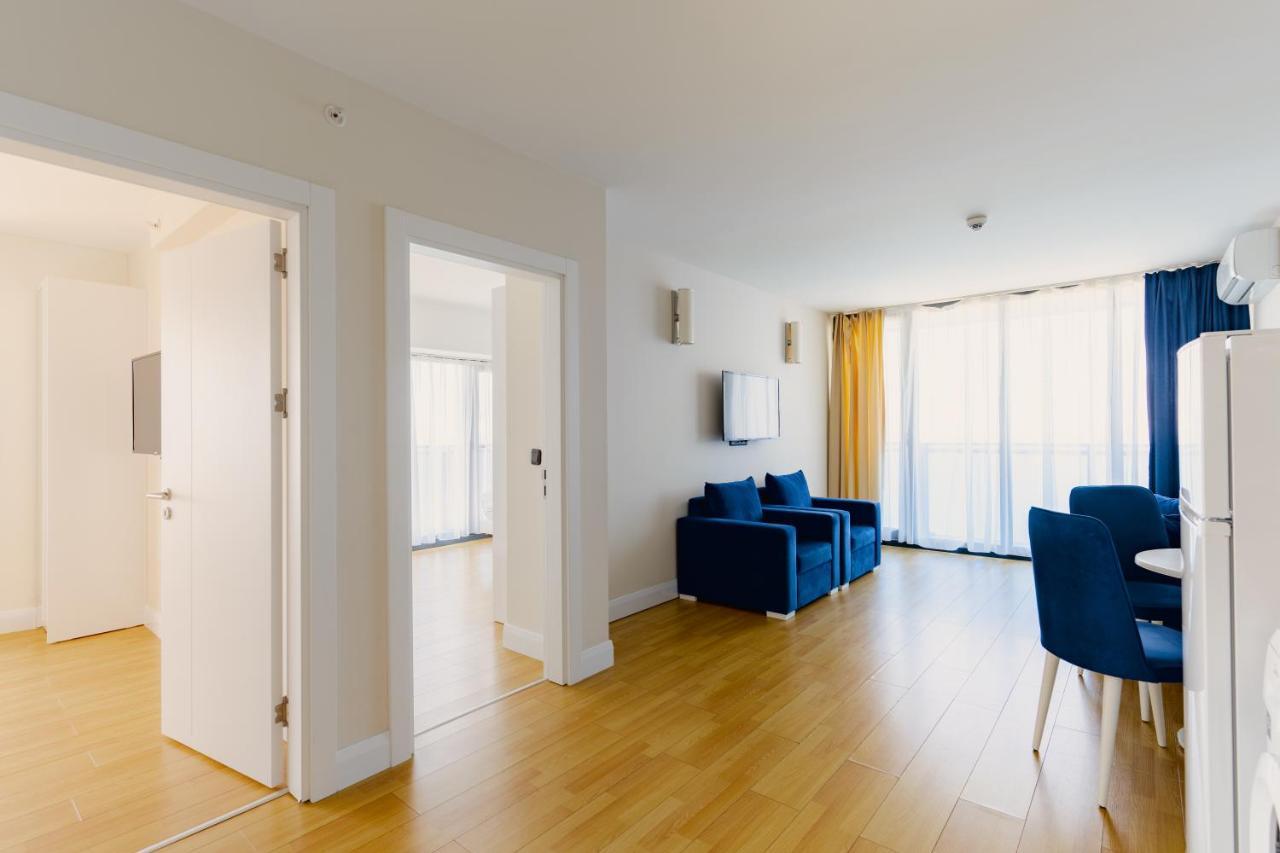 Grand City Real Estate Apartment Batumi Luaran gambar