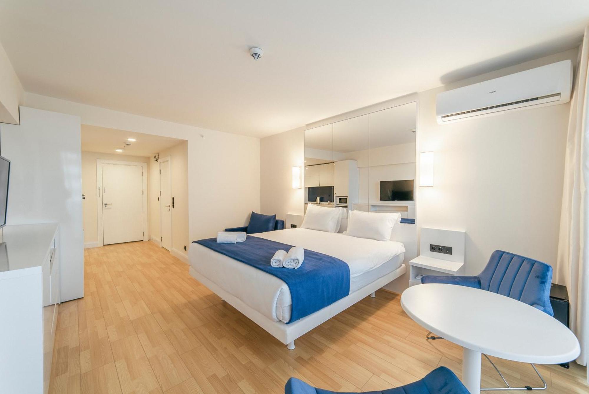 Grand City Real Estate Apartment Batumi Luaran gambar