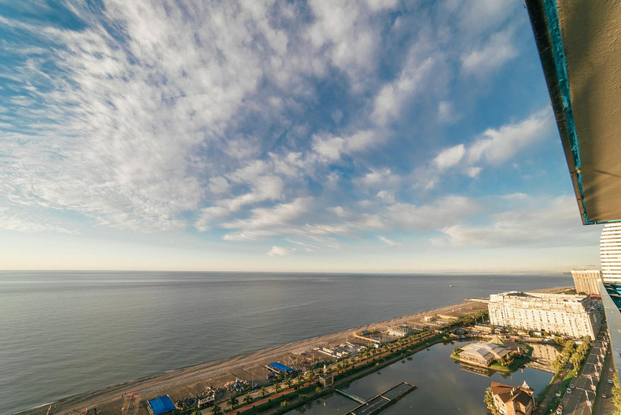 Grand City Real Estate Apartment Batumi Luaran gambar